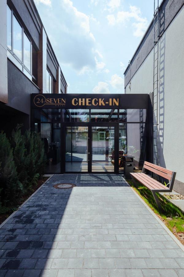 24Seven Hotel Schwabach Luaran gambar